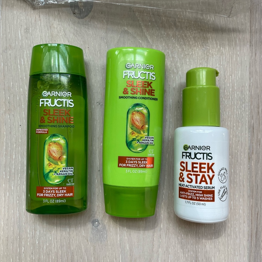 Garnier Fructis Travel Size Hair Care Trio in Airline Travel Bag  3 fl. oz. New! - Picture 6 of 7